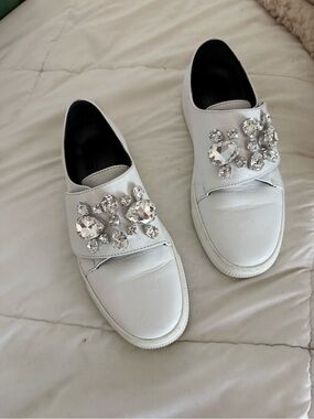 White Crystal-Embellished Women’s Slip-On Sneakers